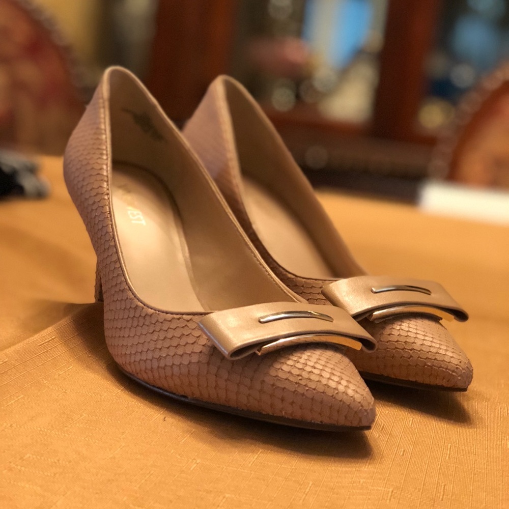 Tan heels